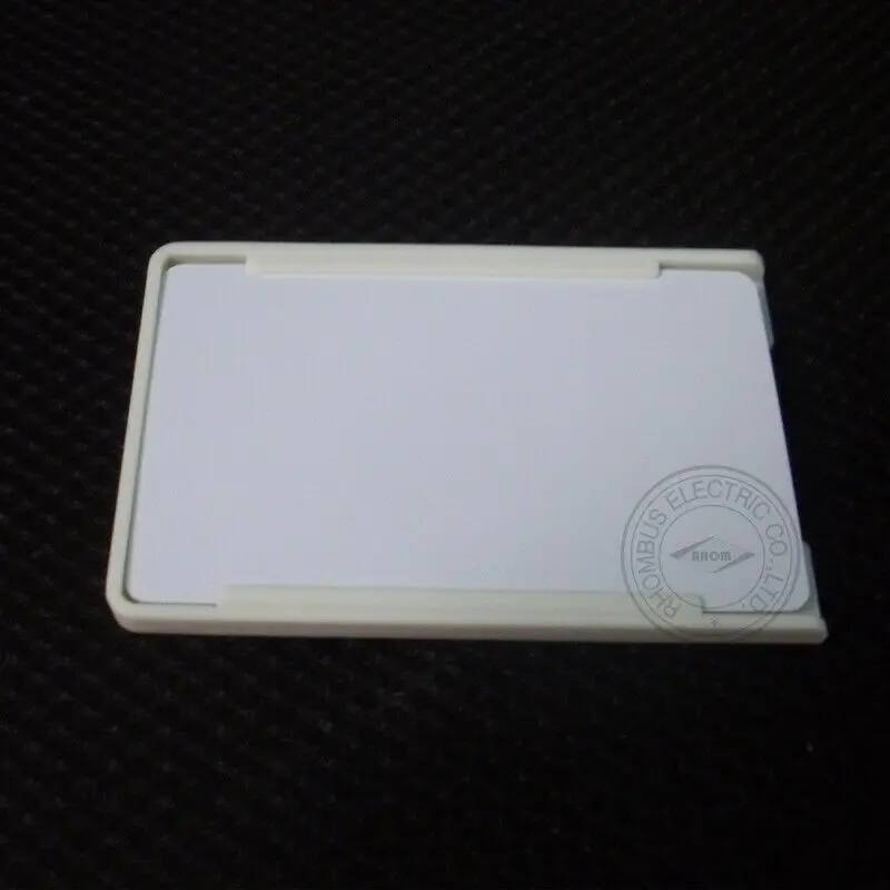 Держатель для карт RFID EM UHF Mifare1 6C с клеммой и вакуумным креплением для стекла лобового окна.