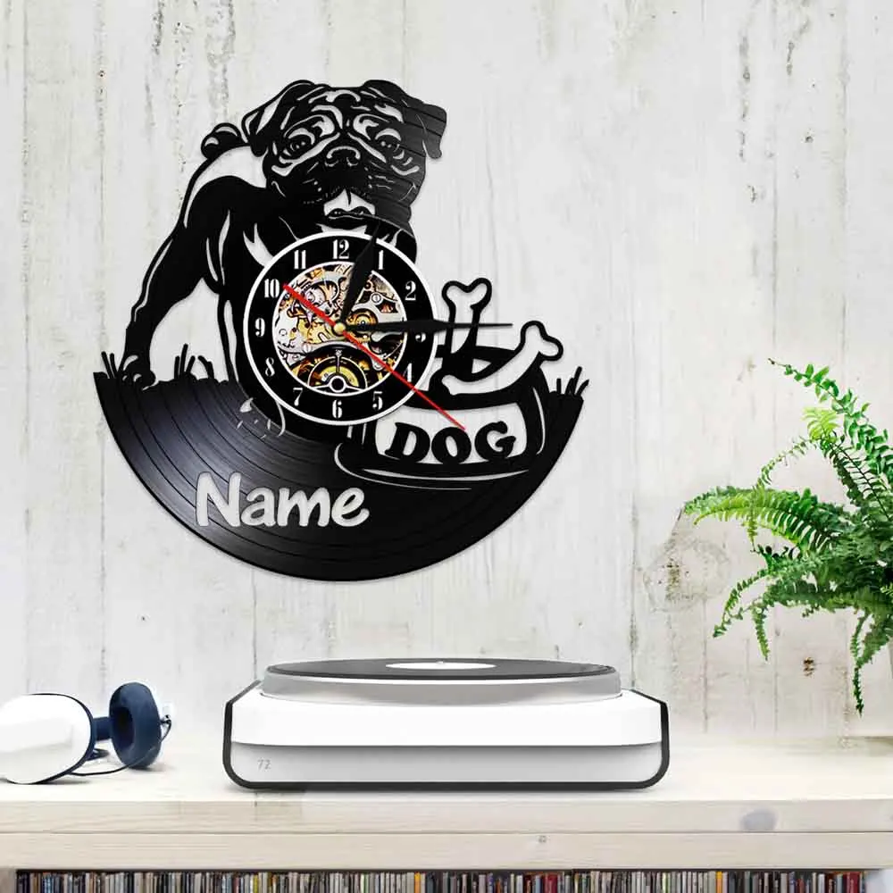 Мопса Искусство настенные декоративные часы на заказ имя собаки виниловая