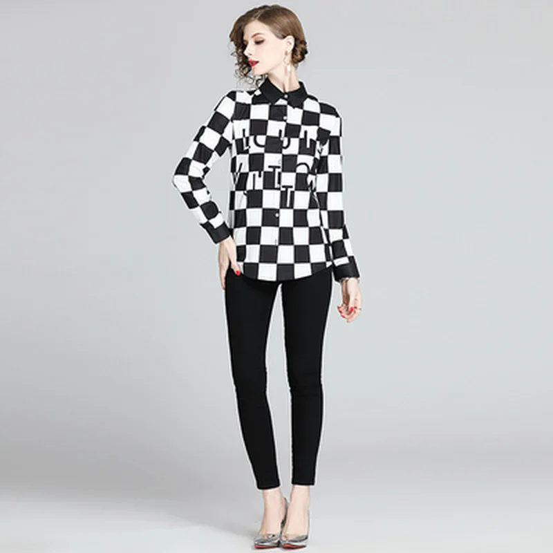 Женская модельная рубашка в клетку черно белая элегантная повседневная офисная