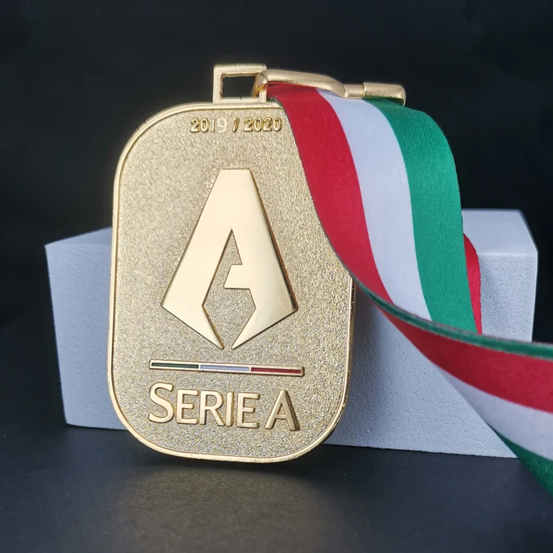 

2020 итальянские медали на Европейский Кубок 2021, медаль Серии А, Кубок Америки 2021, глобальная Интернациональная медаль, футбольный подарок