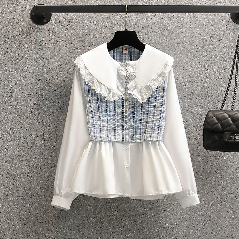 Женский джинсовый костюм рубашка в клетку и джинсовые штаны спортивный