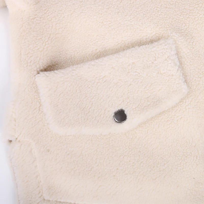 Куртка женская зимняя короткая теплая из искусственной овечьей кожи с длинным