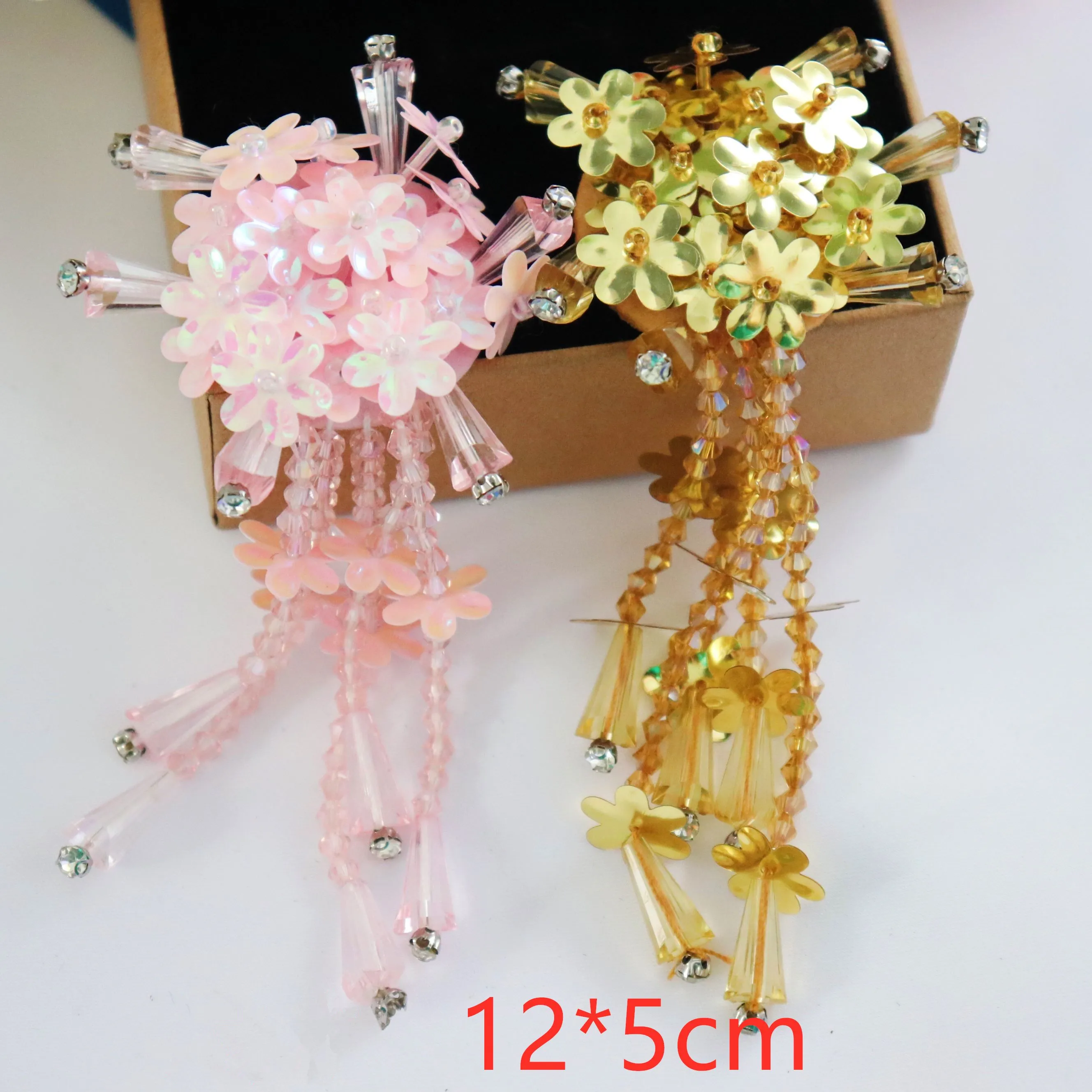 Вышитая бисером снежинка ручной работы блестящая подвеска нашивка для одежды