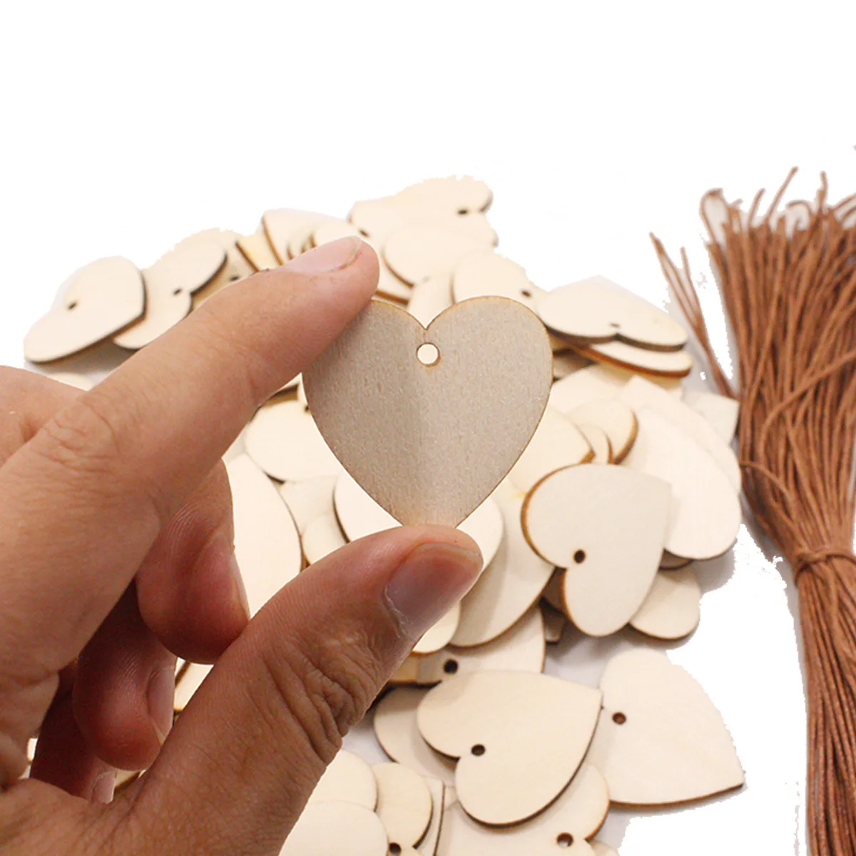 

50PCS Heart Wood Slices Love Heart Tags Hanging Unfinished Wooden Cutouts Pendant Ornaments with Hemp Rope for Party Home Decor