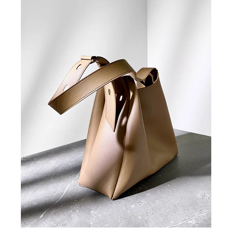 

Genuine Leather Bucket Bag High Quality Soft Leather Women Shoulder Bag Large Capacity Tote Bag Sac A Main Femme Sac A Main