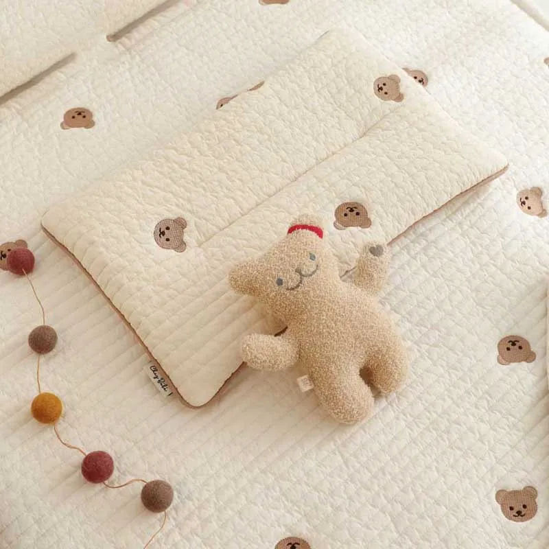 

40X25cm Newborn Cartoon Bear Pillow Breathable Cotton Baby Embroidered Bear Crib Cradle Bumper Kawaii Bunny Children Bed Pillows