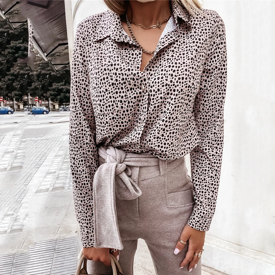 Повседневная рубашка с лацканами однобортная длинным рукавом модная женская