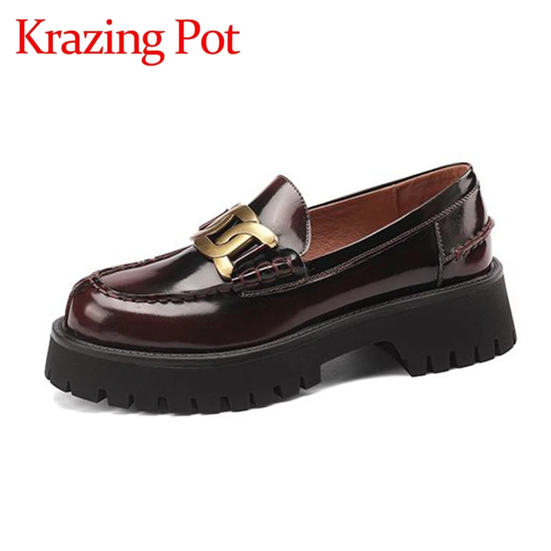 

Krazing pot big size 40 natural cow leather preppy loafers round toe med heels platform slip on metal decorations ins pumps l7f9