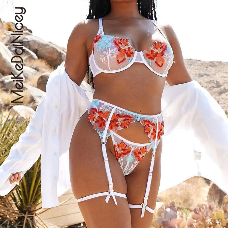 

Lingerie Sets 3 Pcs Sexy Exotic Fancy Floral Transparent Underwear Lace Sensual Push Up Underwire Bra Garters Thong Brief Sets