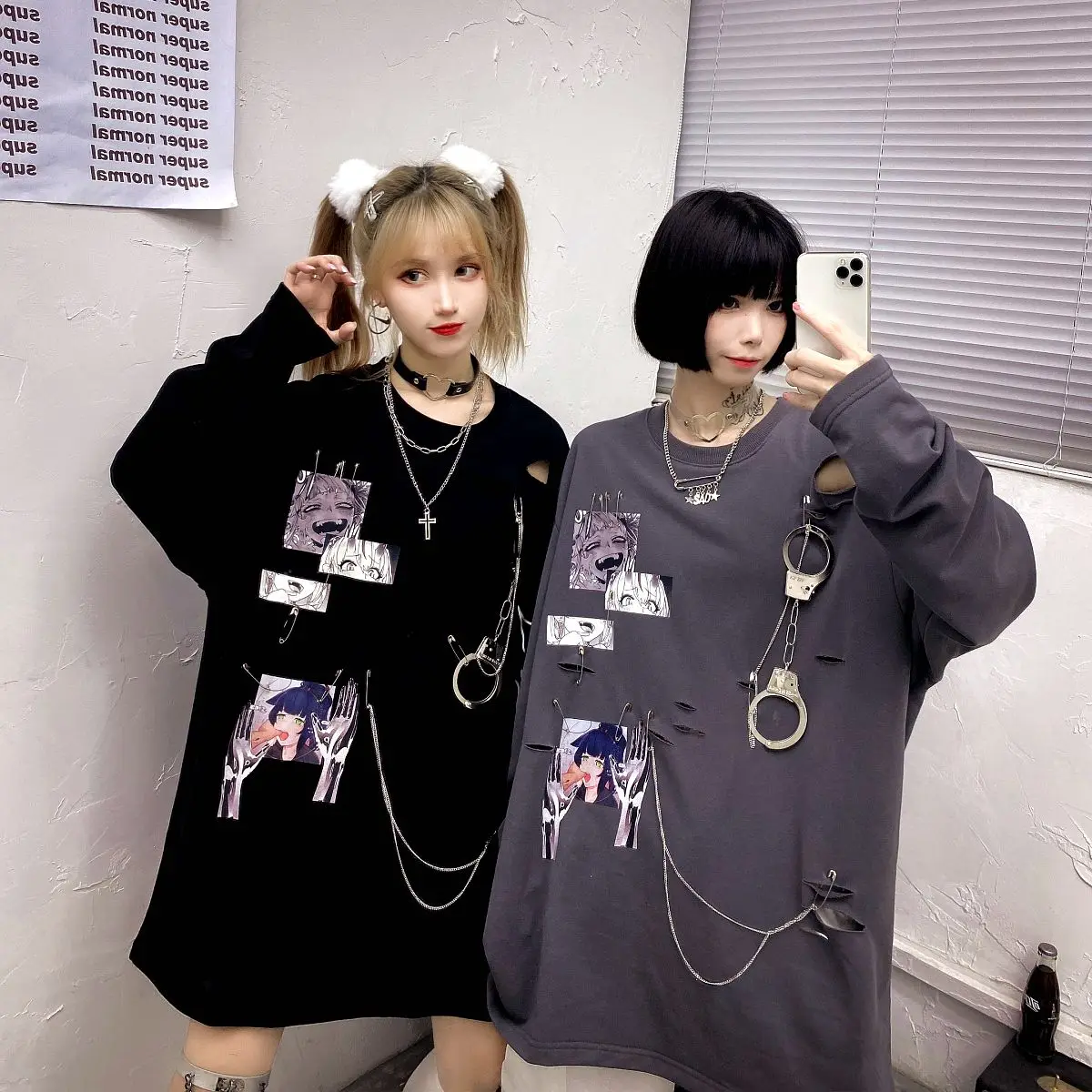 

Футболка женская в японском стиле Харадзюку, милая уличная одежда с наручниками и вышивкой, хлопковый топ с длинными рукавами в стиле оверс...