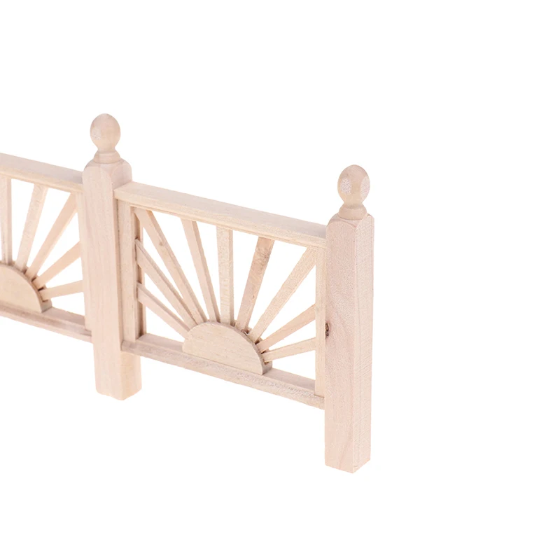 

1:12 Doll House Miniature Wooden Guardrail Balustrade Mini Balcony Fence