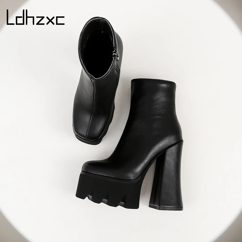 

LDHZXC 2020 Black Motorcycle Boots With Zipper Fashion Heel High ankle boots Mesh Summer Shoes Women Big Size 34-43 fur boots