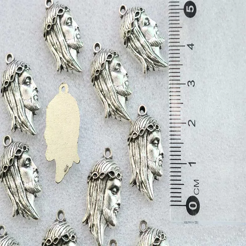 Религия три иконы Священного Сердца христианский Иисус маленький металлический