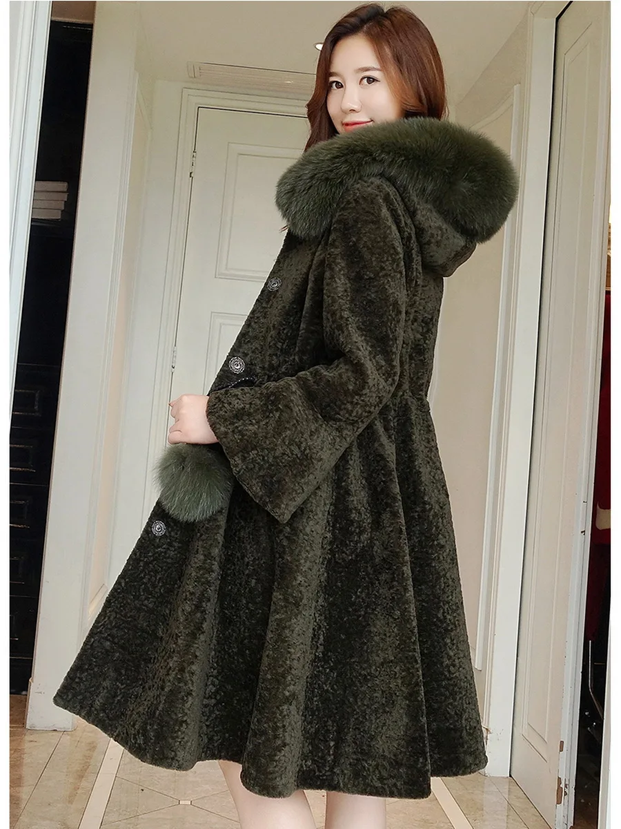 Женское пальто из натуральной шерсти с воротником натурального Лисьего