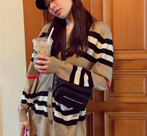 Вязаный кардиган Женская куртка на весну и осень модный полосатый вязаный свитер