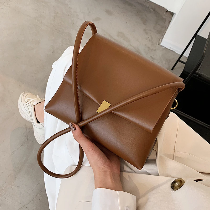 

2021 Women's Simple Solid Color PU Leather Messenger Bag Trendy Fashion Brand Shoulder Bag Trendy All-Match Travel Date Handbag