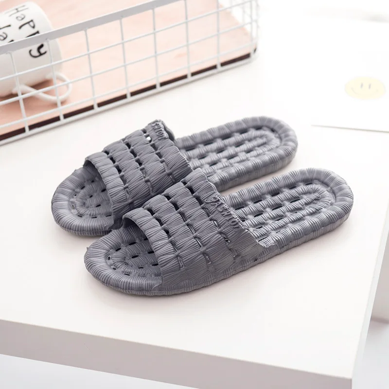 

Couple Household Slippers Soft Bottom Female Bathroom Sandals Non-slip Male Indoor Outdoor Breathable Hollow Shoes Simple Women