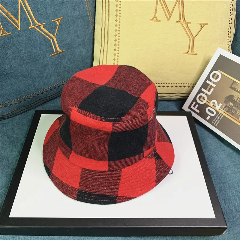 

Autumn And Winter New Hat Black And White Classic Tweed Basin Hat