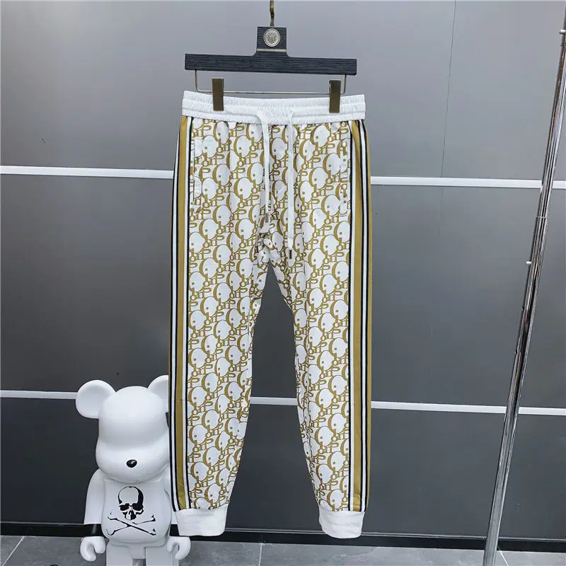 

2021 New Men Sets Korean Sports and Leisure Ice Silk Tshirt Trousers Joggers Set Two Piece Set Summer Fashion Clothes for Men