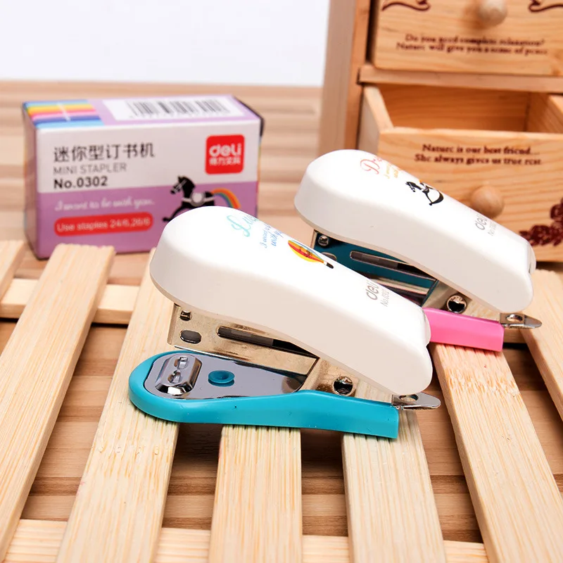 

0302 Mini cartoon stapler student stationery small stapler binding machine 12 stapler
