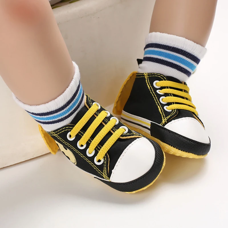 

Обувь для малышей, для новорожденных, для первых шагов, для мальчиков и девочек, парусиновая Повседневная Нескользящая кожаная обувь для по...