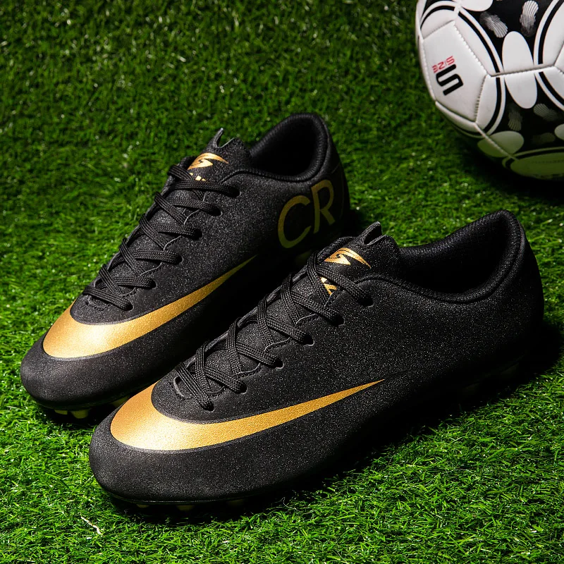 

The 2021 is selling like hotcakes, FG men's and children's trainers