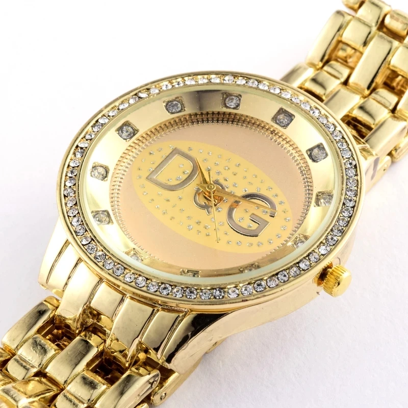 

Reloj Mujer New Luxury Brand Women Watch Fashion Rhinestone Sport Quartz Watches Women Classic Stainless Steel Wristwatches Gift