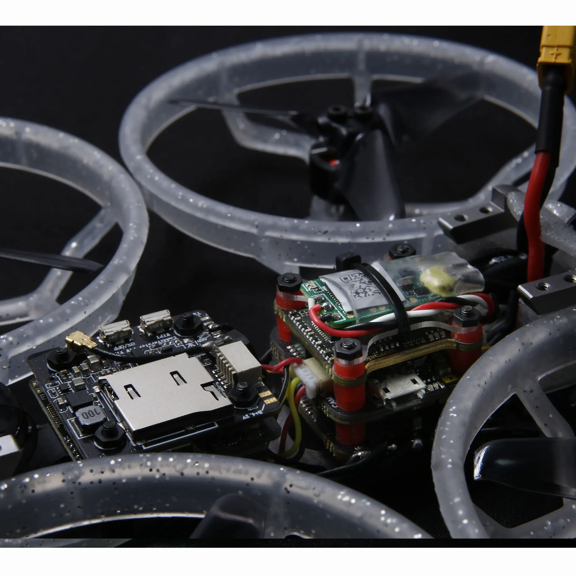 

GEPRC CineQueen Caddx Tarsier V2 4K Camera STABLE V2 F4 30A 4S FPV 3 inch CineWhoop Quadcopter