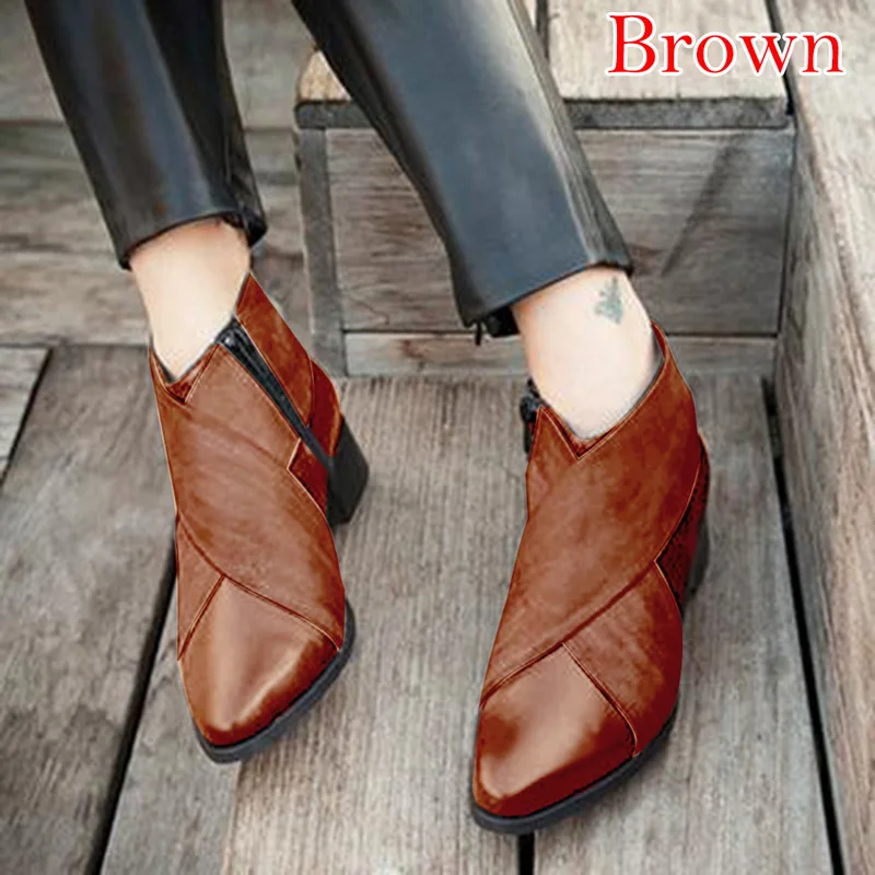 Женские кожаные ботильоны на квадратном каблуке с эластичным ремешком серого