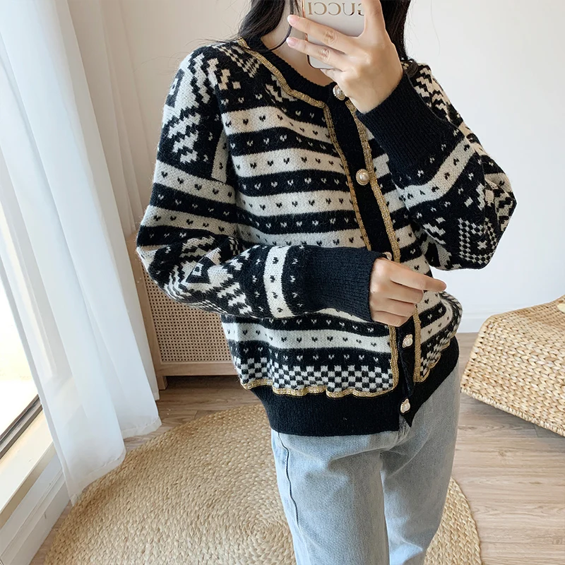 

New jacquard knitted cardigan in autumn and winter 2020