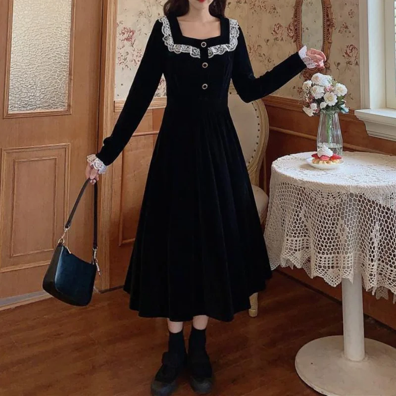 

HOUZHOU Black Vintage Dress Women 2021 Autumn Long Sleeve Dresses Elegant Square Collar Lace Patchwork Robe Gold Velvet Outfits