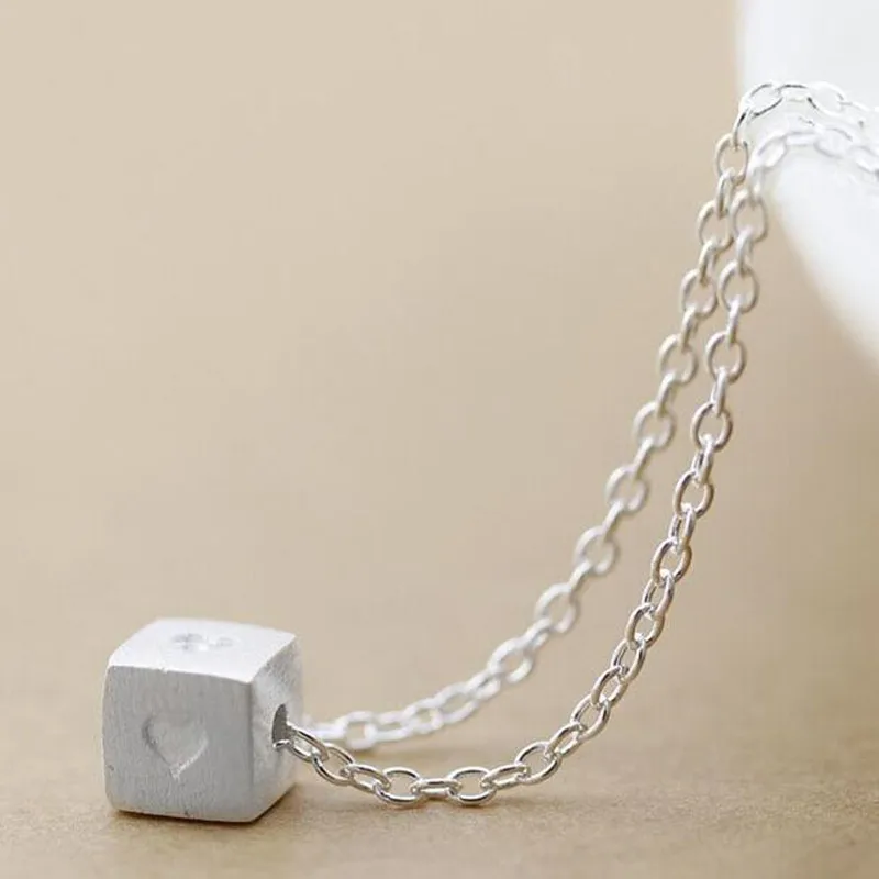 

2022 Trend New Creative Plain Silver Color Cube Heart Pattern Necklace for Women Fashion Jewelry Accessories Lovers Gifts