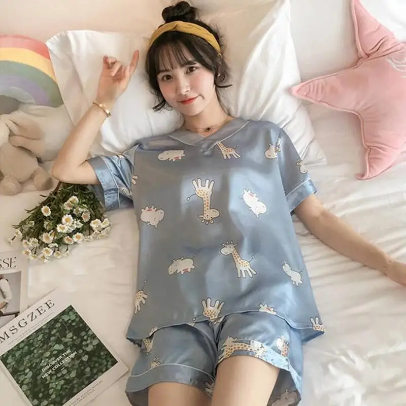 

Пижама женская с V-образным вырезом, популярный костюм из молочного шелка с коротким рукавом, штаны, одежда для сна с героями мультфильмов, ш...