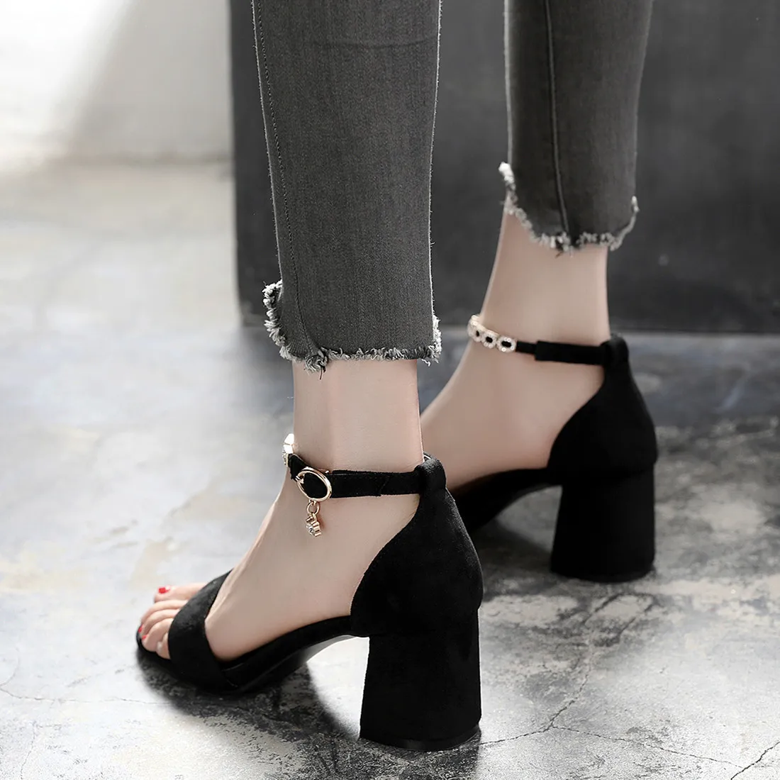 

Women's Thick Heel High Heels Open Toe Sandals
