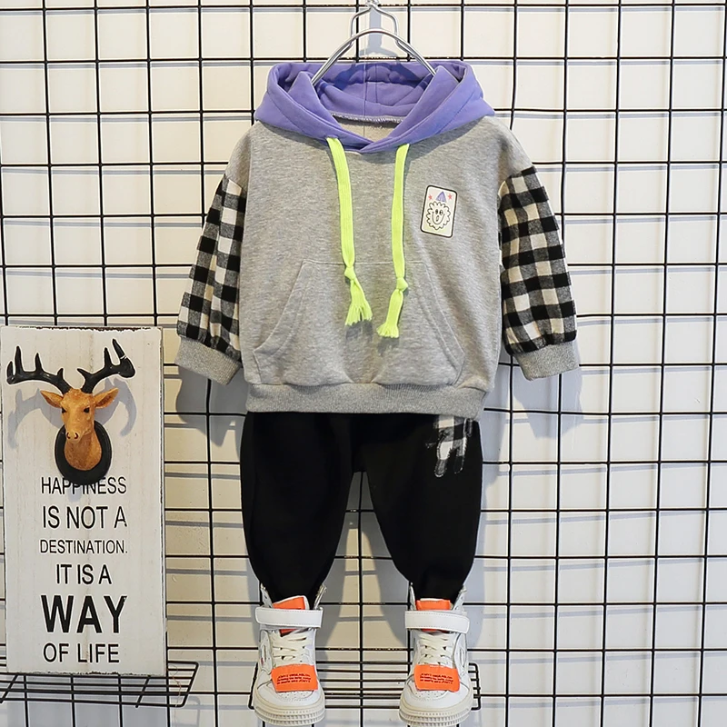 

Повседневная одежда с капюшоном для маленьких мальчиков и девочек, Модная хлопковая толстовка + штаны, комплекты из 2 предметов, весенне-Осе...