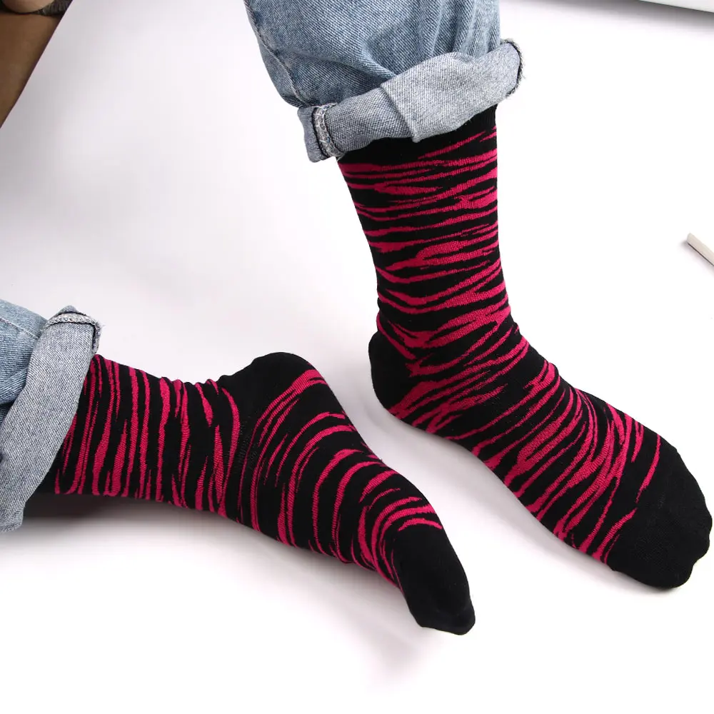 Носки мужские хлопковые в полоску теплые мягкие повседневные с принтом зебры