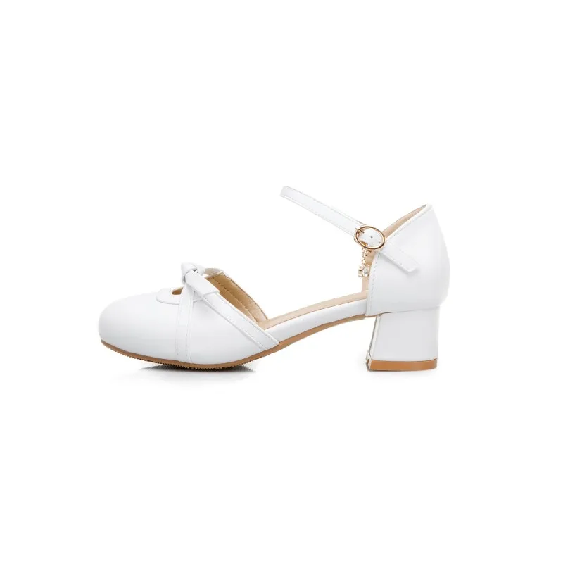 

Women's Shoes