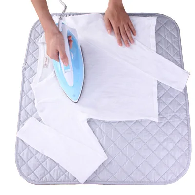 

Portable Ironing Pad Anti-Slip Ironing Mat Heat Resistant Iron Board Blanket for Table Top Household Ironing Board