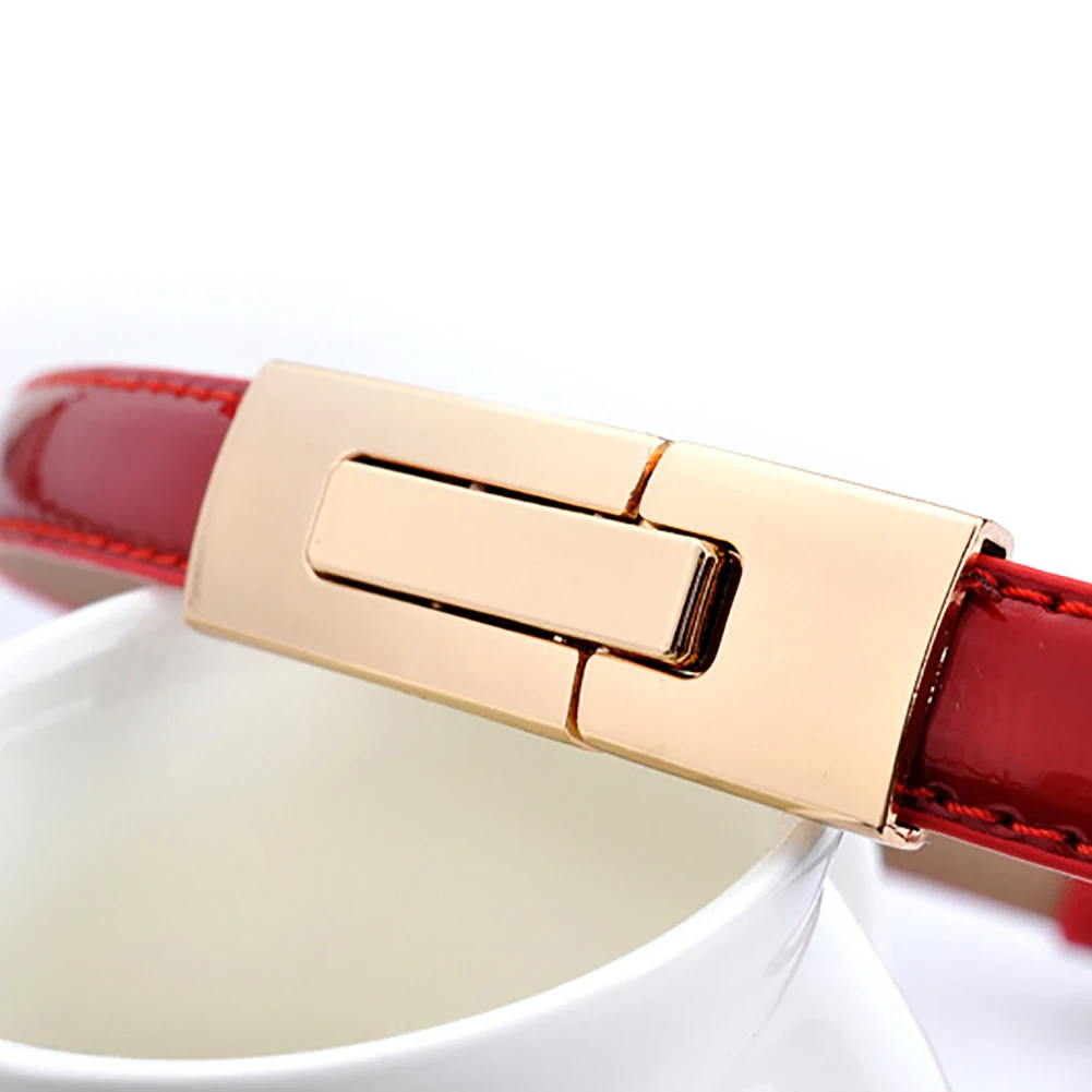 Модный женский узкий пояс карамельного цвета вставка металлическая с пряжкой