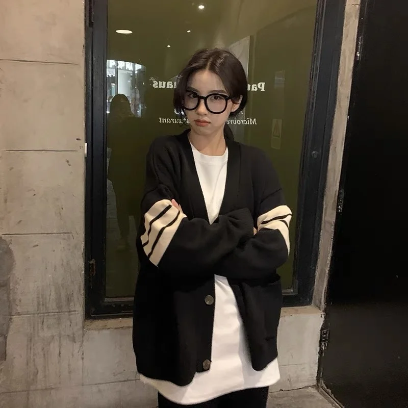 

2021 Autumn and Winter Style Striped Outerwear Style