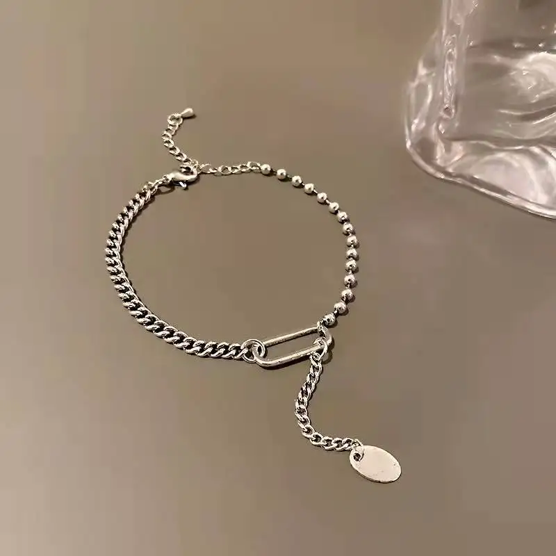 

Hip hop fashion new style personality cold wind geometric rabbit bracelet net red temperament design hand free shipping