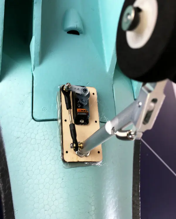 EPO SU27 Собранный пенокартон алюминиевый посадочный механизм DIY RC набор самолетов с передним рулем для FPV RC самолет с неподвижным крылом
