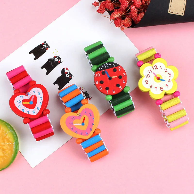 

Creative Wooden Wristwatches Nice Cartoon Crafts Bracelet Watches Handicrafts Toys for Kids Time Learning Education Toys