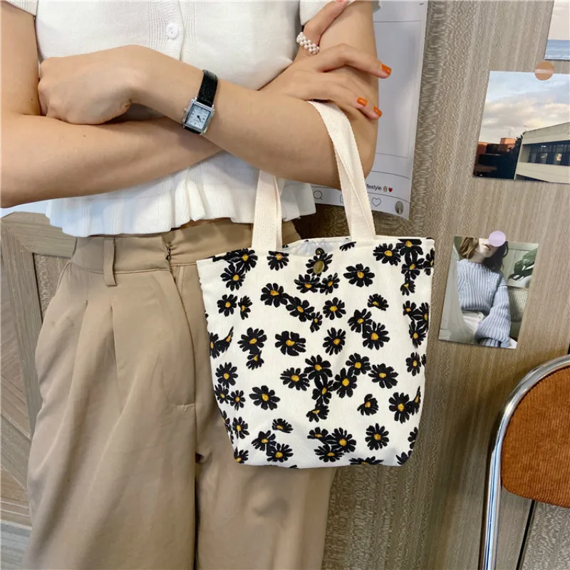 

Literary Corduroy Shopping Bag 2021 New Daisy Print Handbag Lunch Box Casual Buckle Small Square Bag Small Shopping Tote Bag