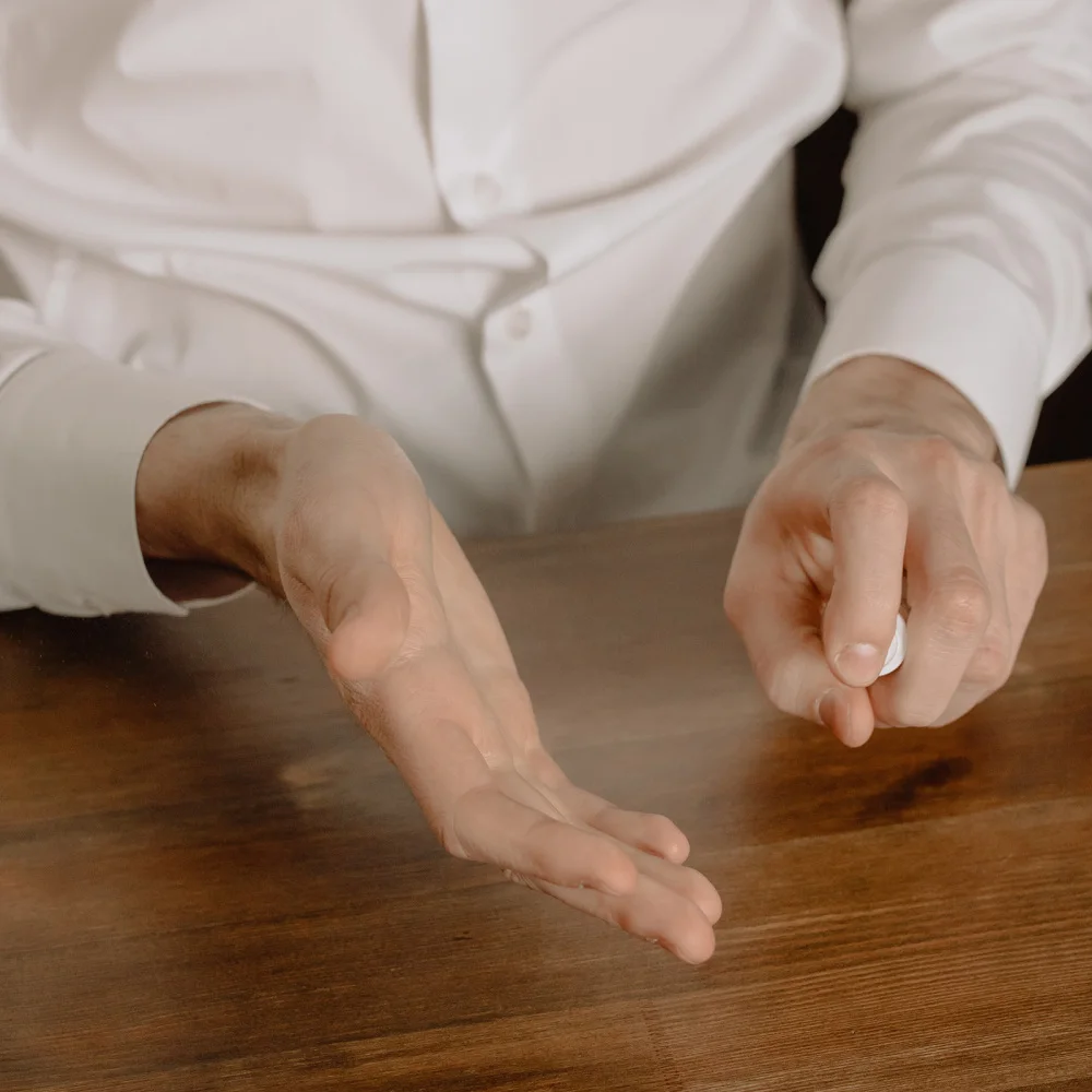 

20Pcs 10ml Perfume Vial Bottle Refillable Spray Bottles Perfume Container