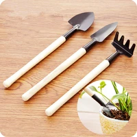 three piece gardening tools rake spade shovel tools garden tools combination