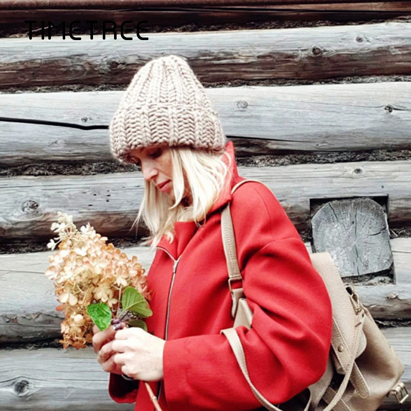 Шерстяной вязаный однотонный зимний женский берет ins в стиле ретро с защитой ушей