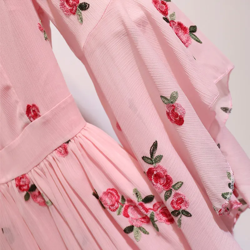 Женское платье с оборками и рукавами-фонариками MUMUZI приталенное шифоновое