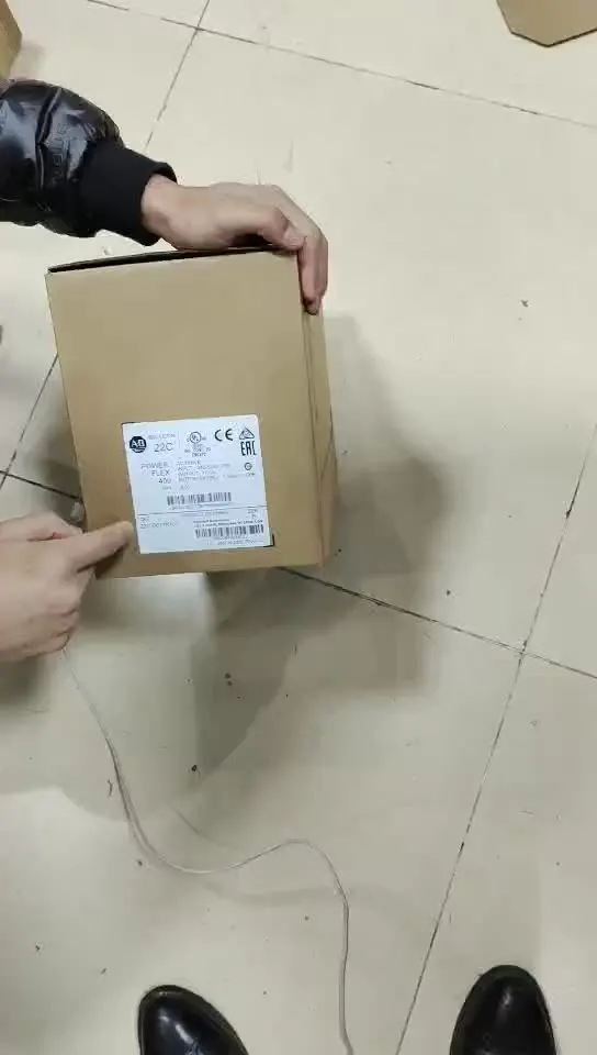 

Новый Allen Bradley 22C-D017N103 привод PowerFlex 400, 480VAC оригинал