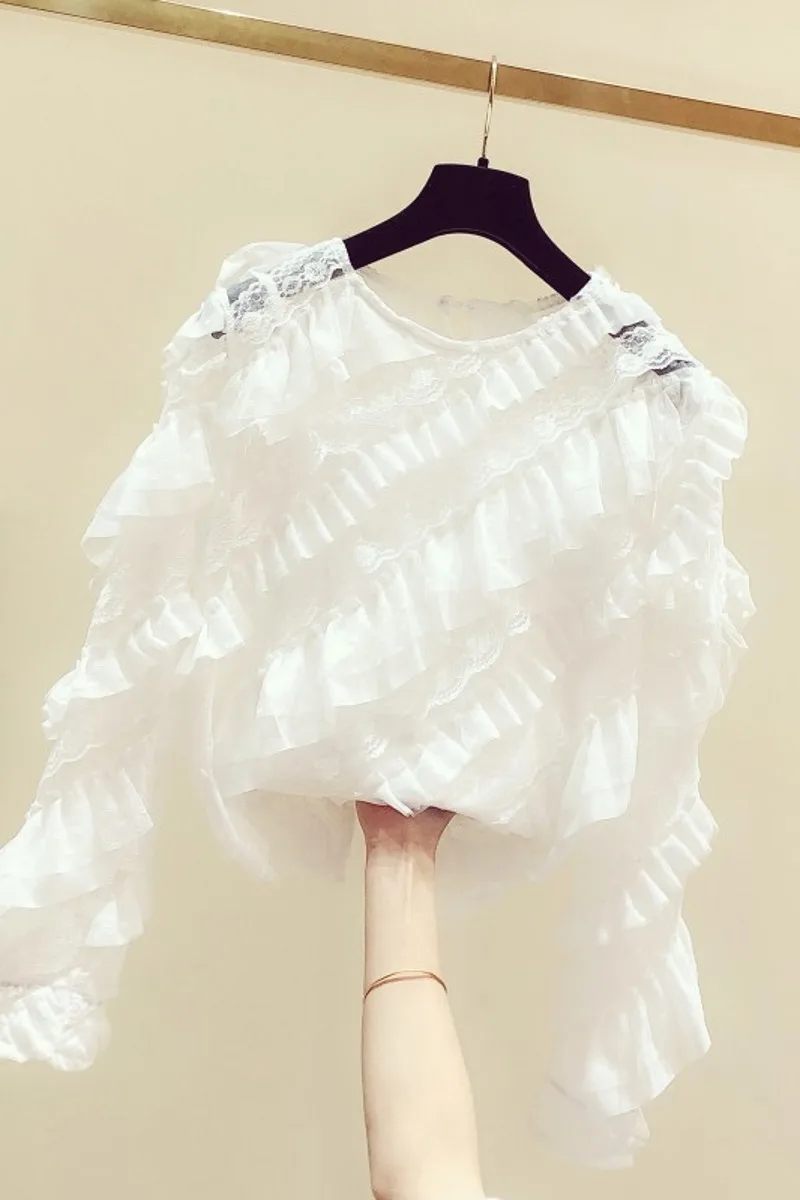 

2020 New Autumn Western Style Lace Mesh Ruffles O Neck Long Sleeve Pullovers Top Casual Super Fairy Shirt White Women Blouses